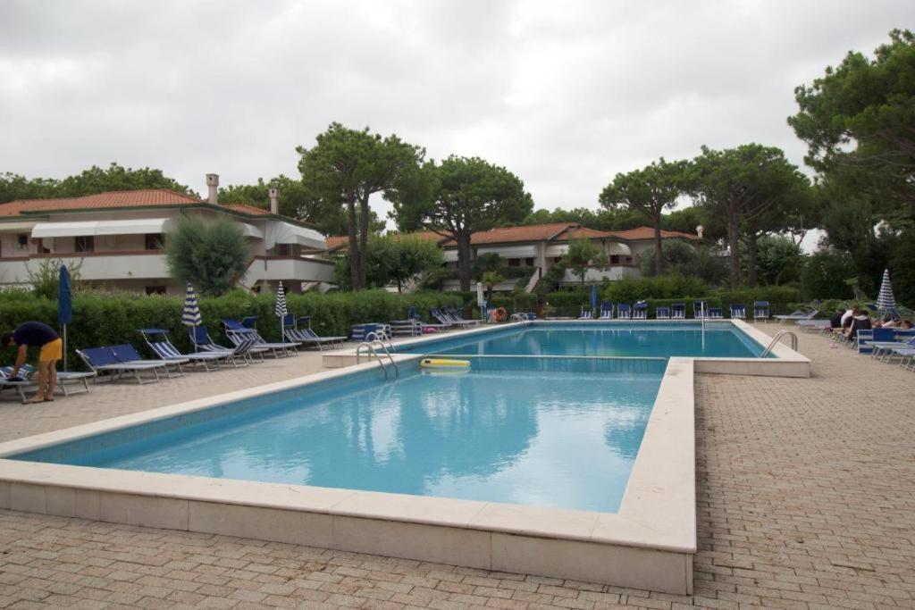 Appartamento Al Porticciolo-Residence Con Piscina-Cavallino Treporti Exterior foto